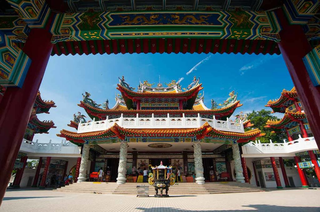 cultural landmarks in malaysia thean hou temple