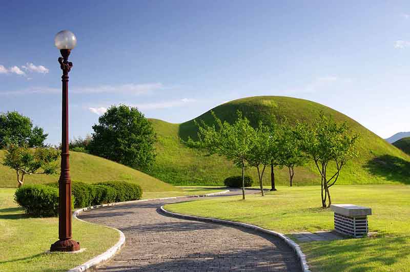 day trips from seoul south korea mounds