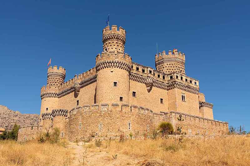 day trips to and from madrid Manzanares el Real