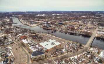 20 Things To Do In Eau Claire That Are Surprisingly Cool eau claire aerial view