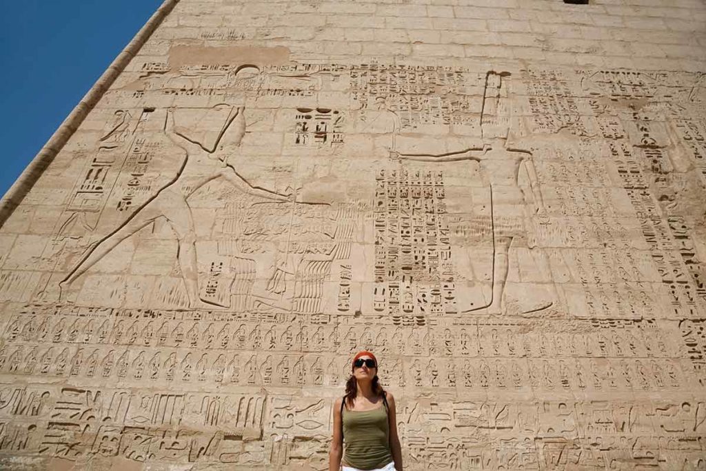 egypt landmarks Habu temple