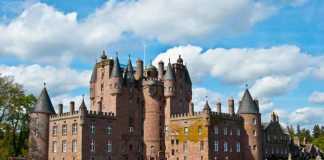 famous castles in scotland Glamis castle