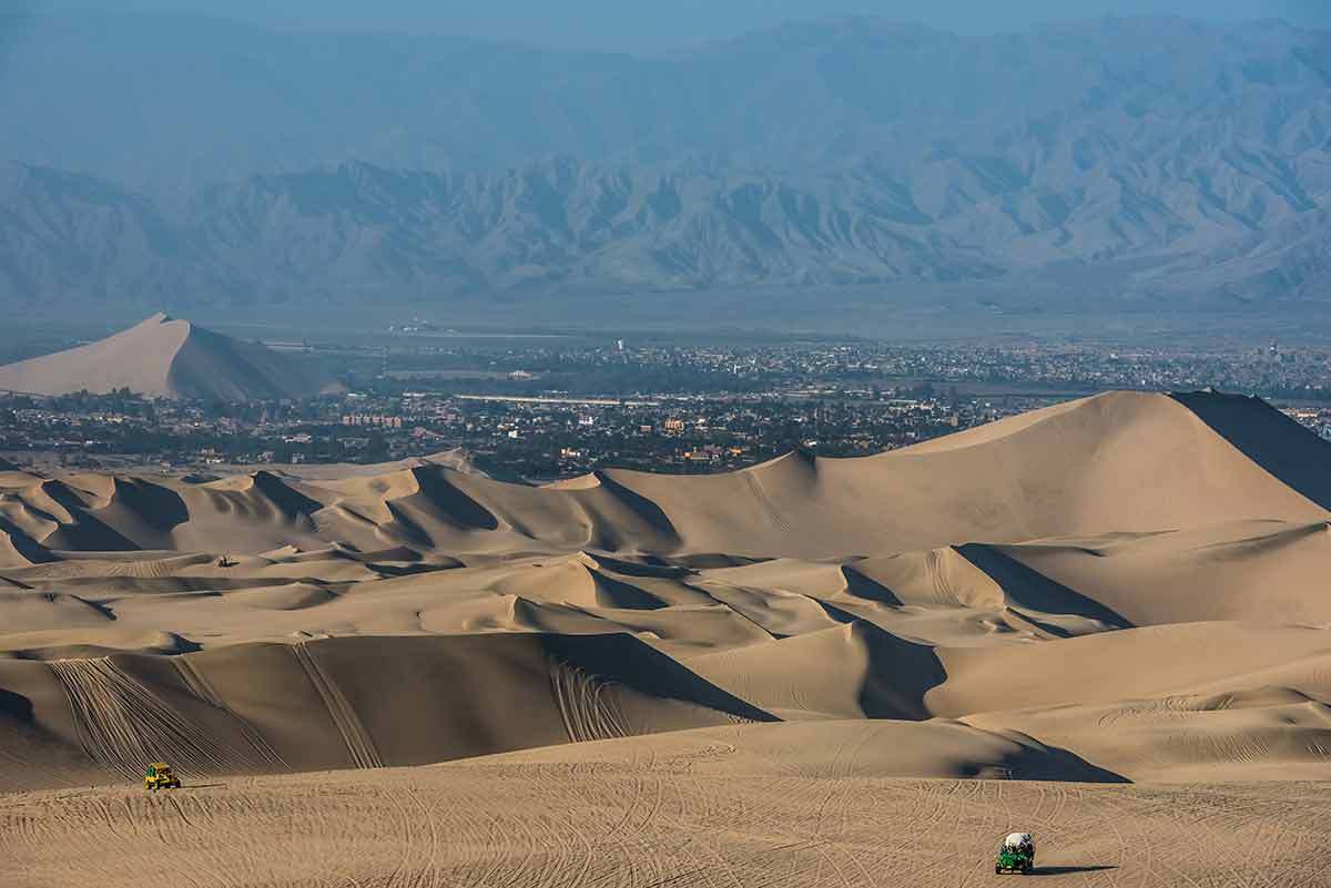 Paracas, Ica and Huacachina with Buggies and Sandboard (From Lima)