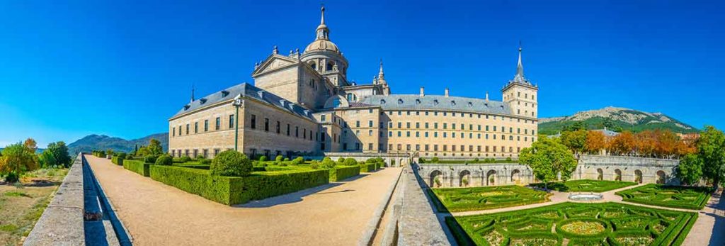 famous landmark in spain el escorial
