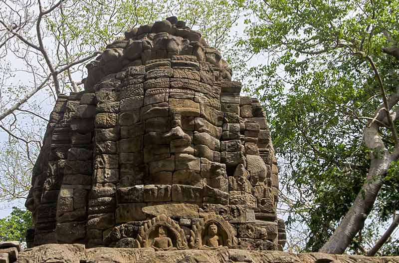 famous landmarks cambodia Angkor ruin of Banteay Chmmar