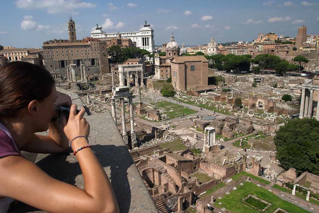 famous landmarks europe roman forum