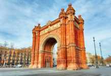 Barcelona Landmarks You Can’t Leave Without Seeing famous landmarks in barcelona (2)