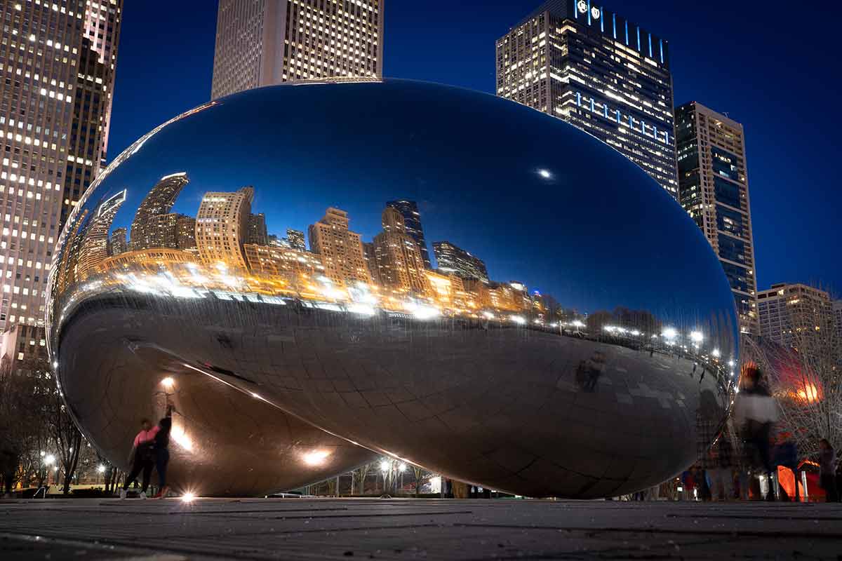 famous landmarks in chicago the bean