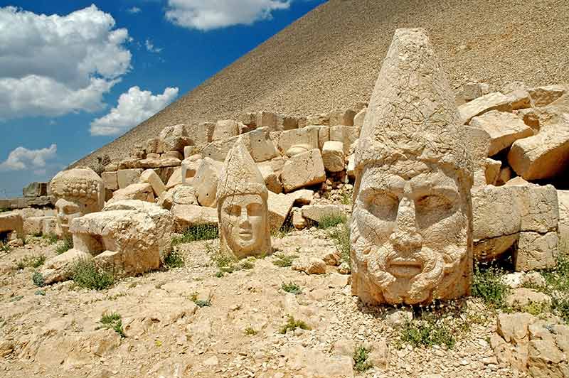 famous monuments in turkey mount nemrut