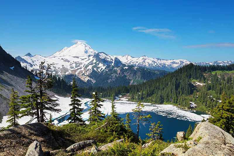Tour from Bellingham to 10,781 ft Mt Baker