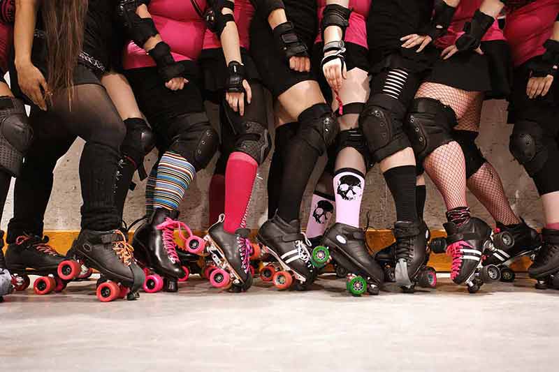 fun things to do at night in portland lets on skates