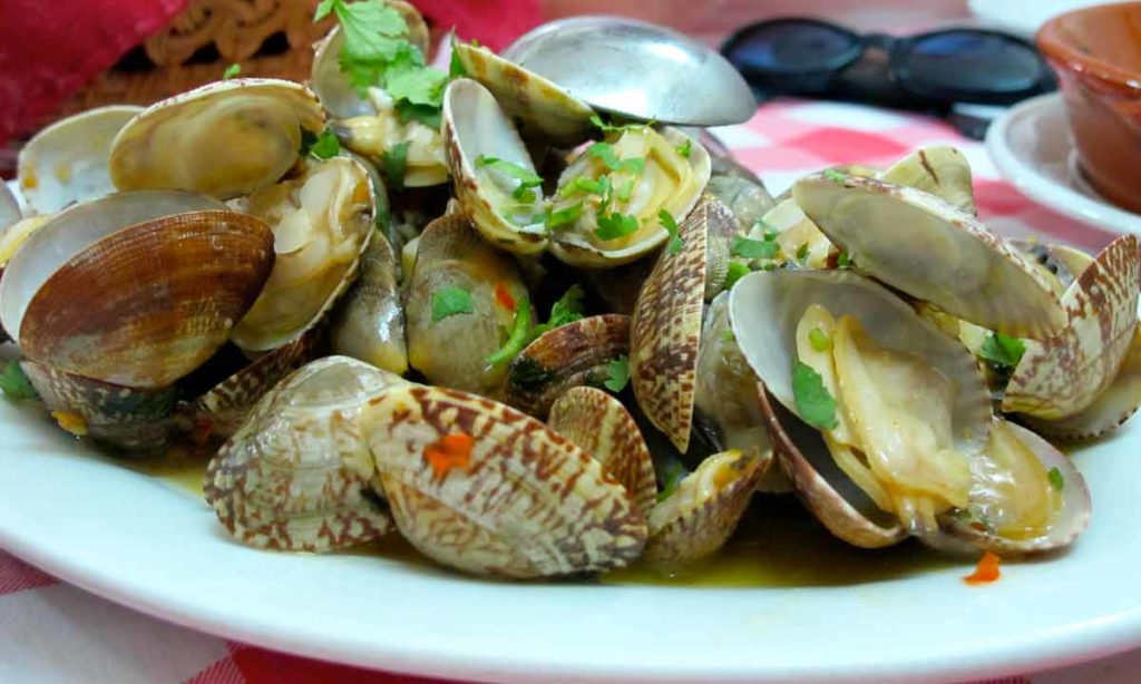 garlic clams a petisqueira