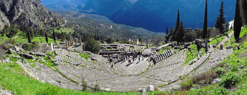 temple of apollo delphi is one of the ancient reek landmarks