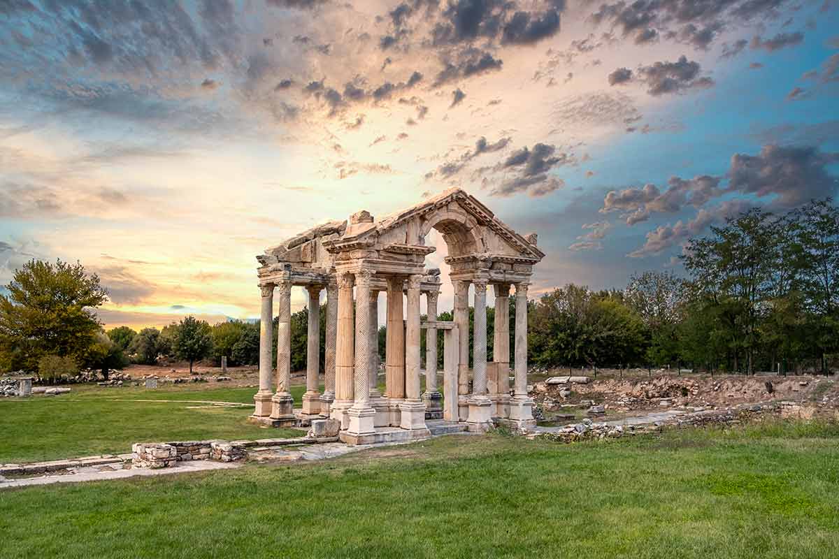 historic turkey landmarks Ruins of Aphrodisias