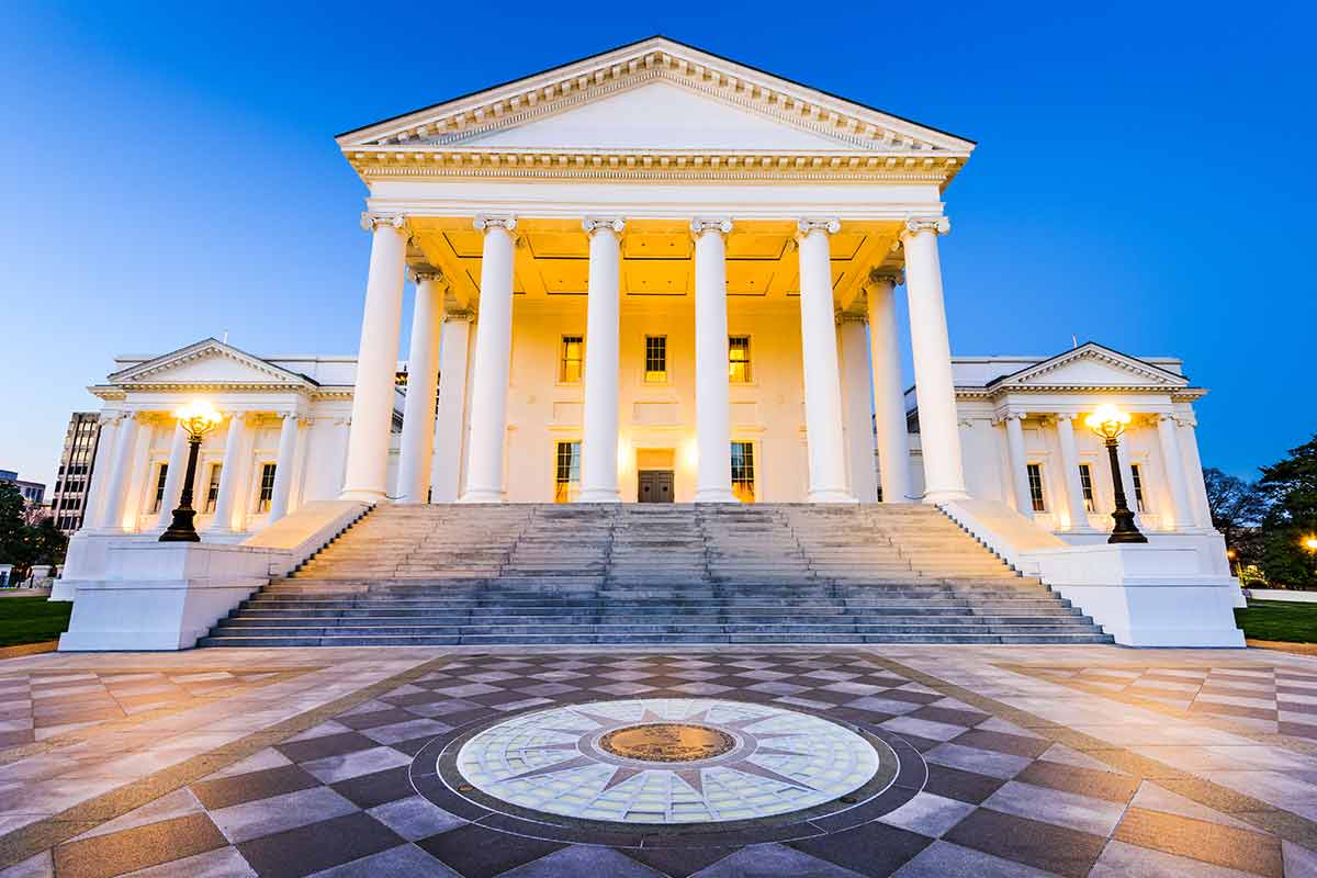historical landmarks in virginia Virginia State House at night