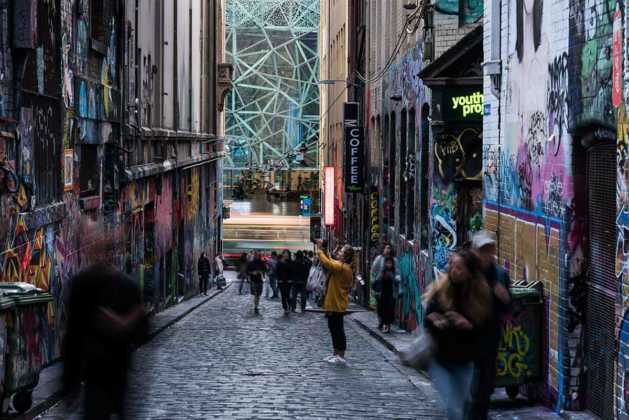 Where To See The Best Street Art In Melbourne In 2024   Hosier Lane Melbourne 629x420 