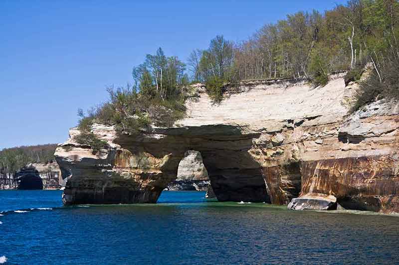 how many national parks in michigan arch