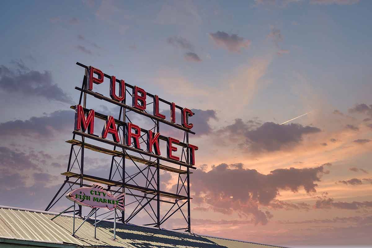 iconic seattle landmarks Pike Place market sign