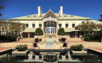 intercontinental sanctuary cove