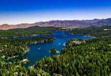 20 Things To Do In Lake Arrowhead for a Perfect Mountain Escape lake arrowhead california aerial view of lake, trees and mountains