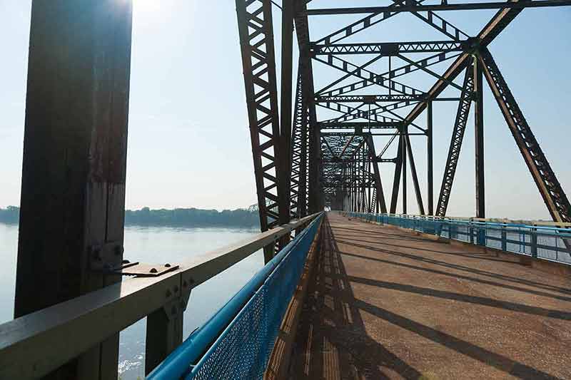 landmarks in Missouri Chain of Rocks Bridge