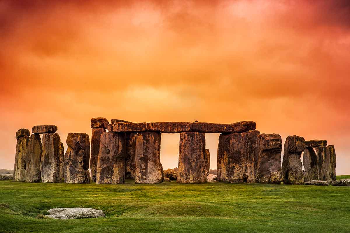landmarks in england Stonehenge