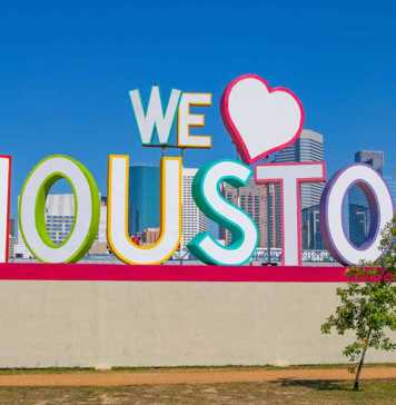 landmarks in houston We Love Houston Sign