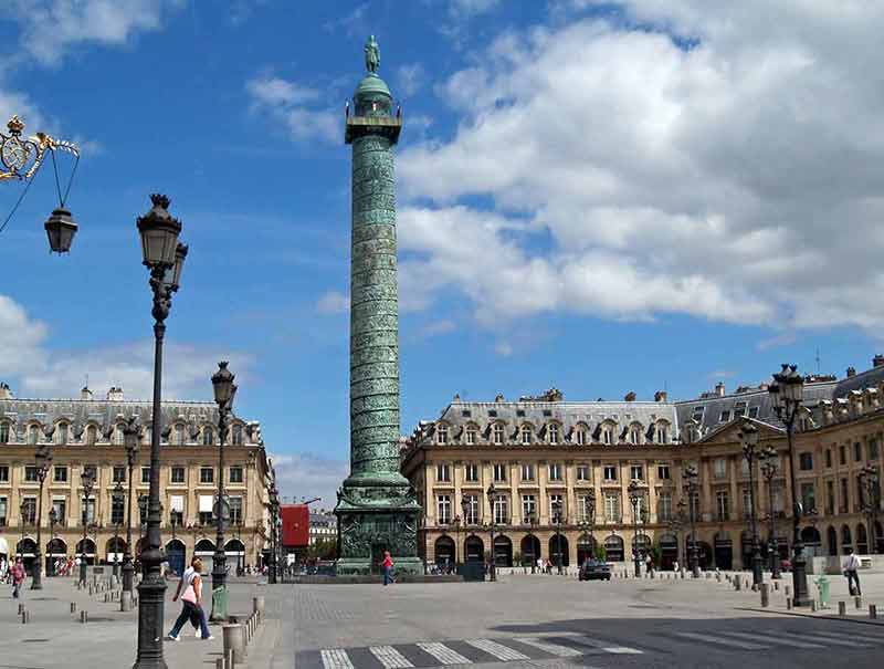 landmarks in paris place vendome
