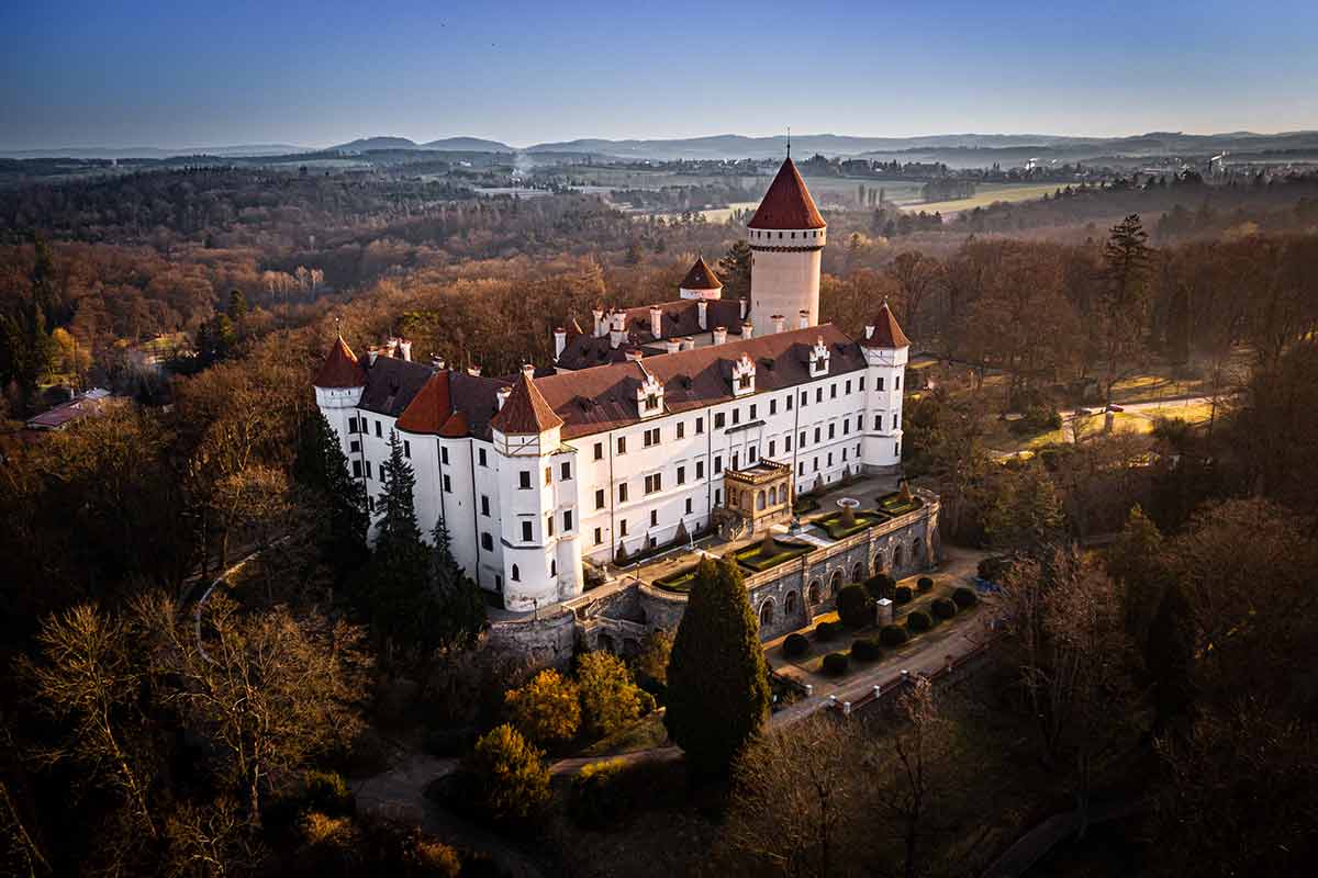 landmarks in the czech republic konopiste castle