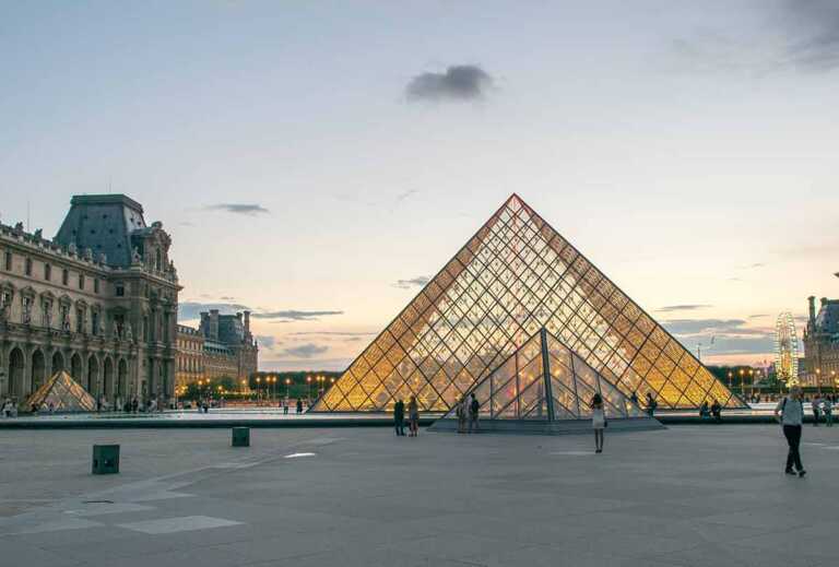 Museums In Paris Louvre 768x519 