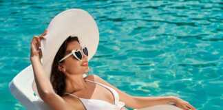 mykonos beach clubs