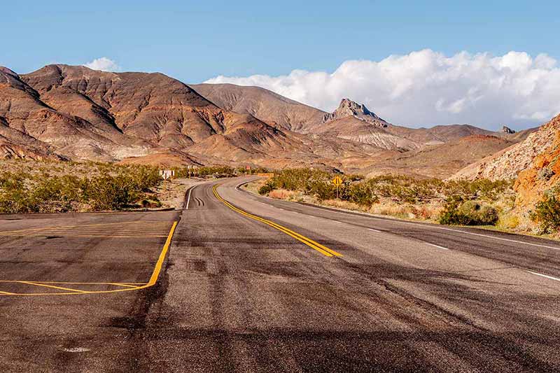 national parks in nevada list scenic road through Death Valley National Park