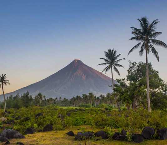 natural landmarks in philippines