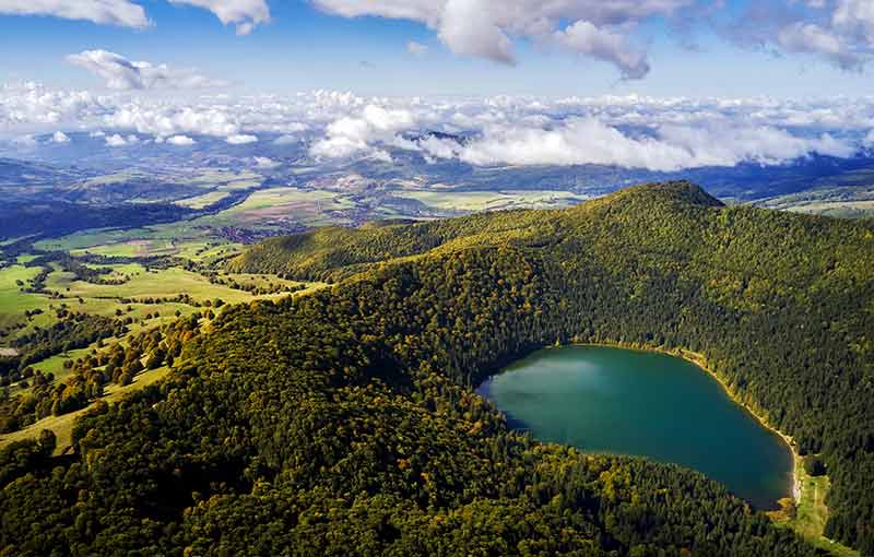 natural landmarks of romania santa ana lake
