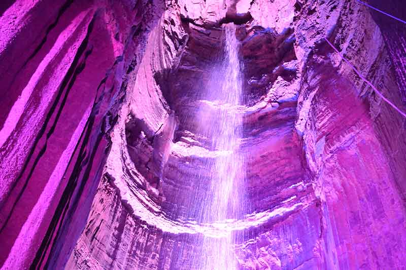 natural landmarks tennessee Ruby Falls