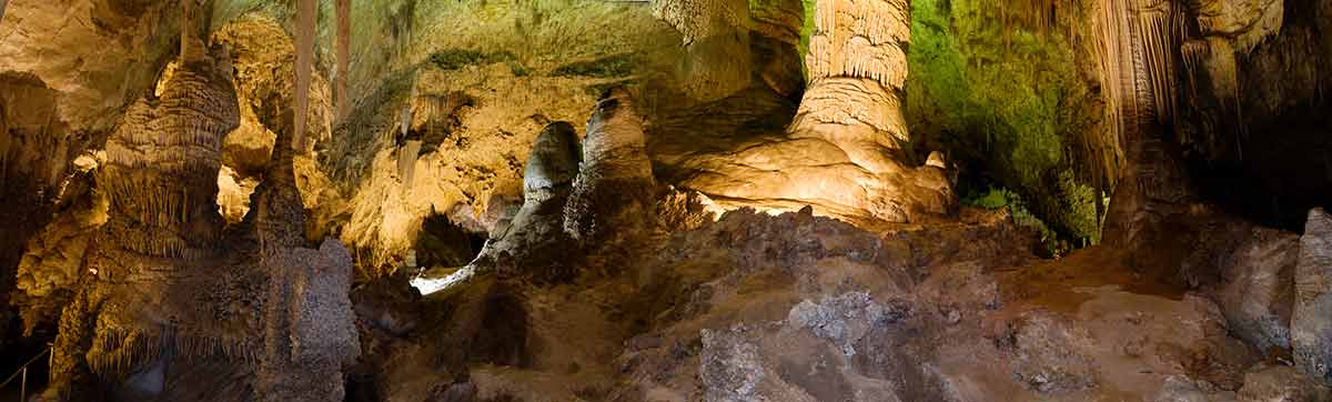 New Mexico major landmarks Hall of Giants in Carlsbad Cavern