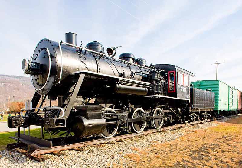 new hampshire landmarks attractions Steam locomotive
