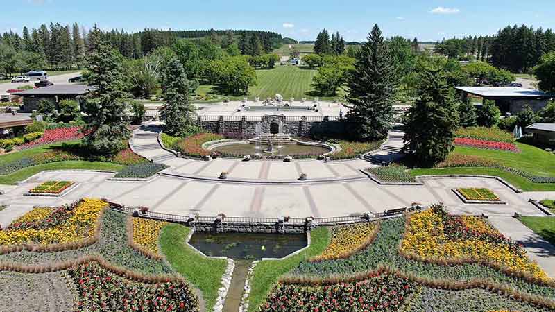 north dakota major landmarks International Peace Gardens