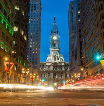 philadelphia things to do at night traffic streak