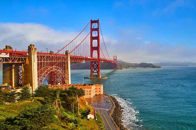 Image of San Francisco's iconic Golden Gate Bridge on foggy morning.