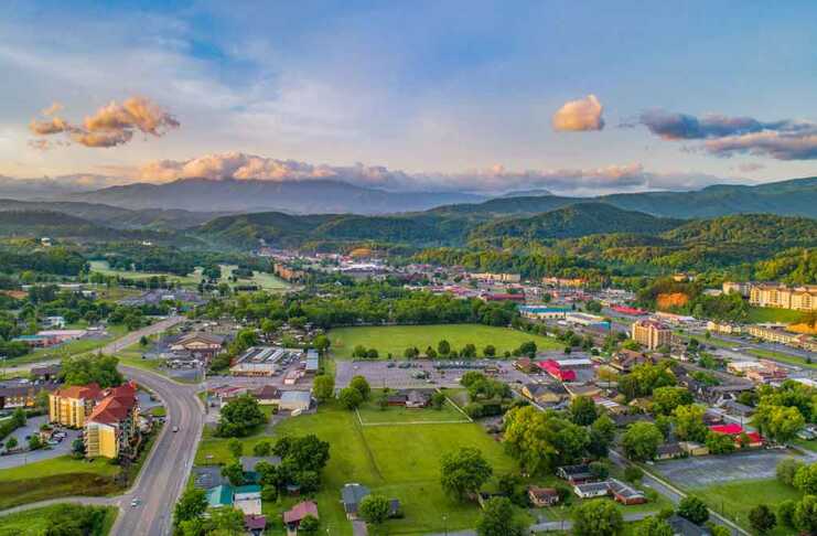 20 Things To Do In Pigeon Forge That Go Beyond the Theme Parks pigeon forge tennessee