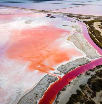 pink lakes in europe Les Salins d'Aigues Mortes