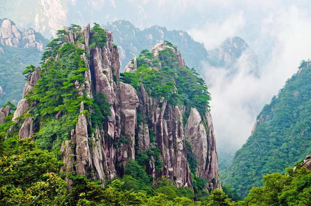 places to visit in china huangshan