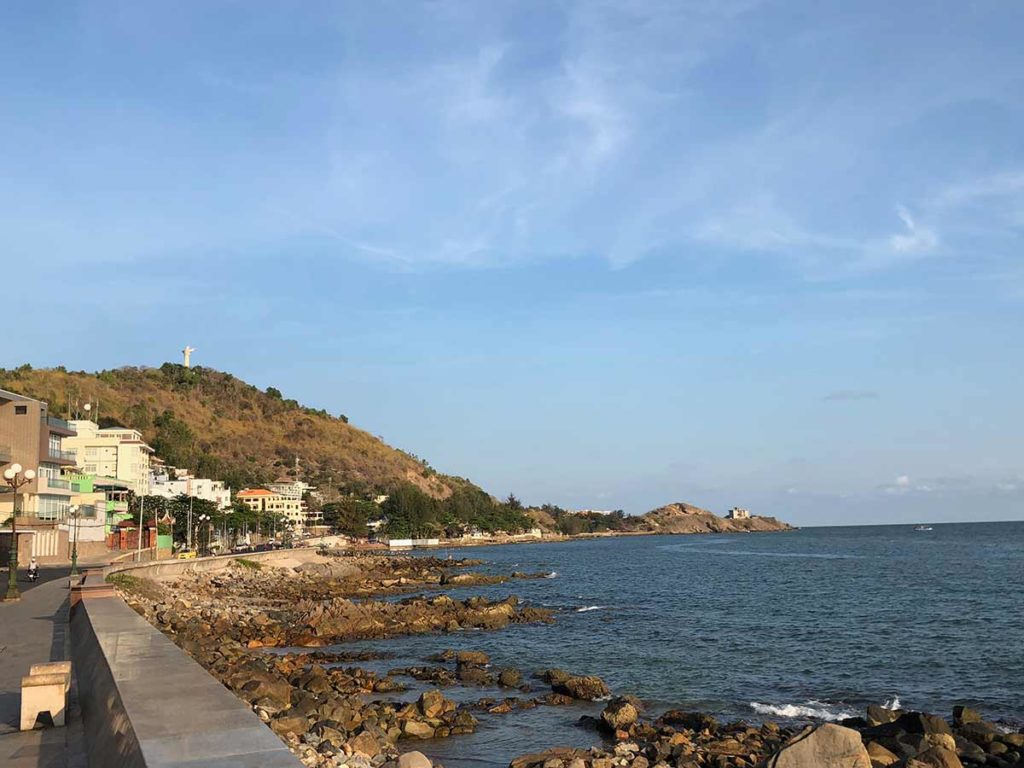 places to visit in vung tau