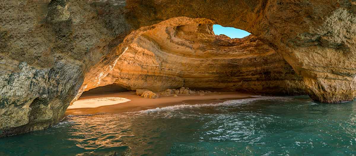 Portimao: Sunset Cruise to Benagil Cave