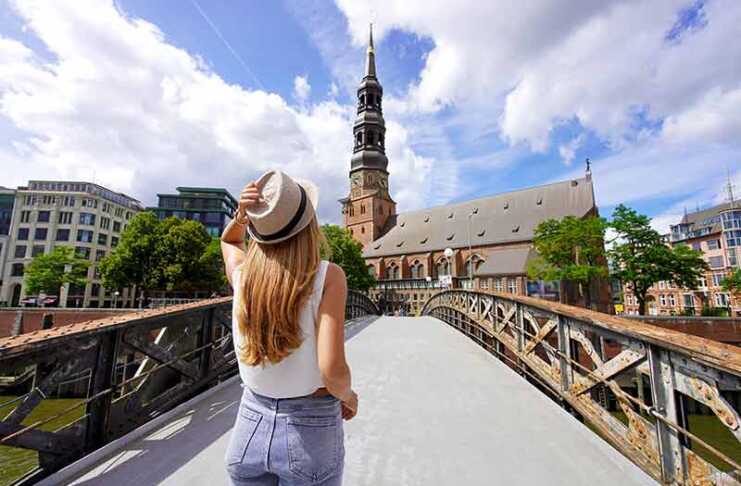 20 Germany Itinerary Ideas For An Incredible European Adventure The City Of Hamburg On Sunny Day, Germany