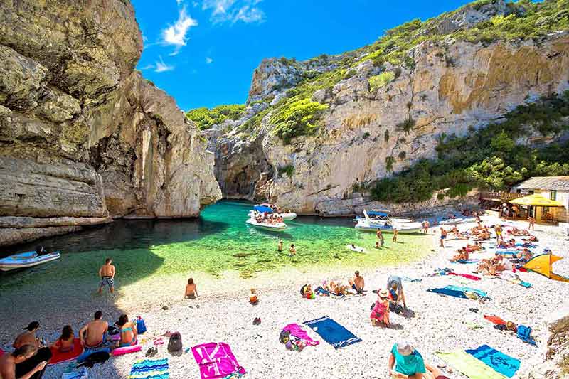 sand beaches in croatia