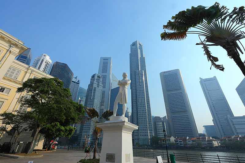 singapore monuments