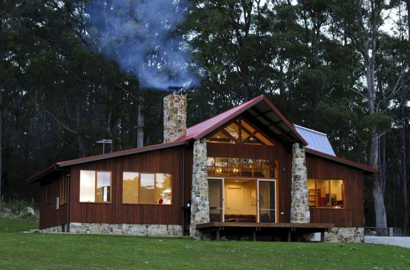 Cosy Bruny Island accommodation at The Lodge at Adventure Bay Retreat