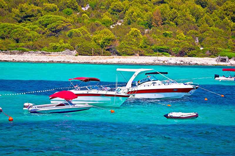 split croatia beaches yachting bay boats
